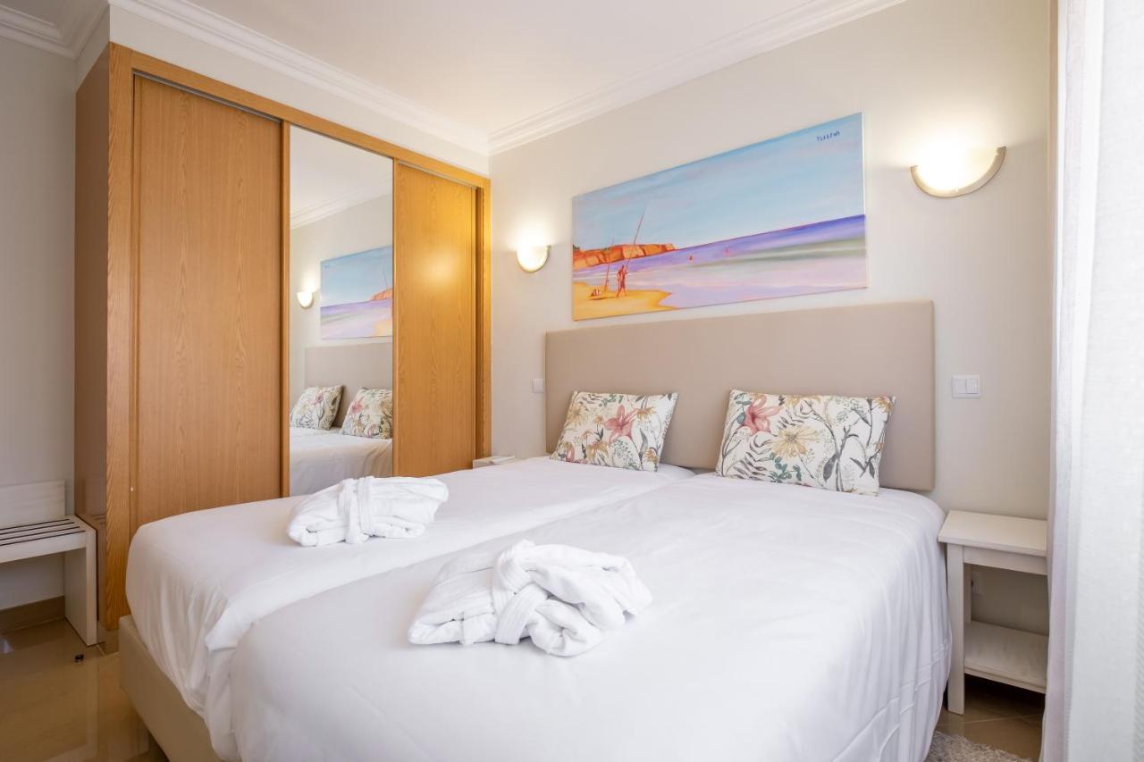 保维斯塔高尔夫水疗度假村 拉哥斯 外观 照片 A bedroom at the hotel