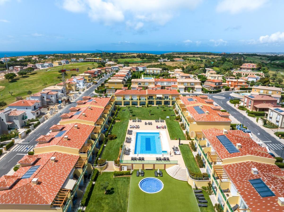 保维斯塔高尔夫水疗度假村 拉哥斯 外观 照片 Residential complex in Cyprus