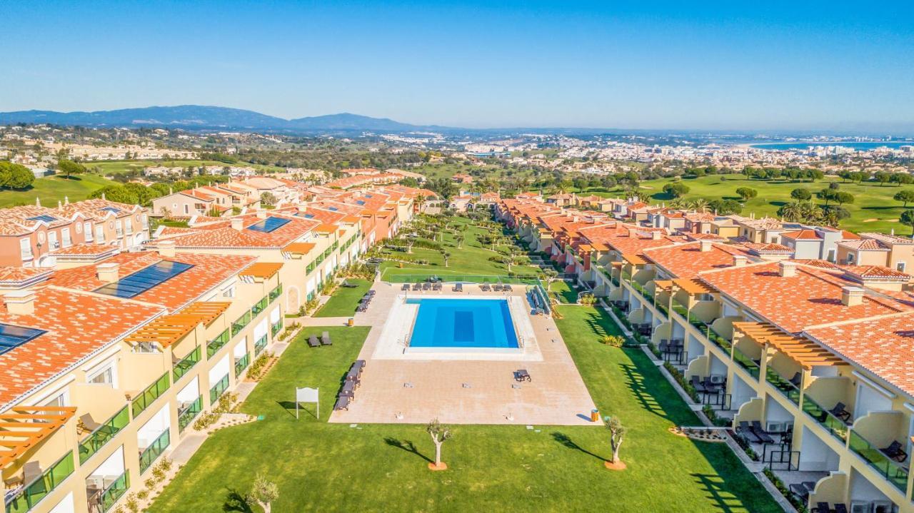 保维斯塔高尔夫水疗度假村 拉哥斯 外观 照片 Aerial view of Quinta do Lago
